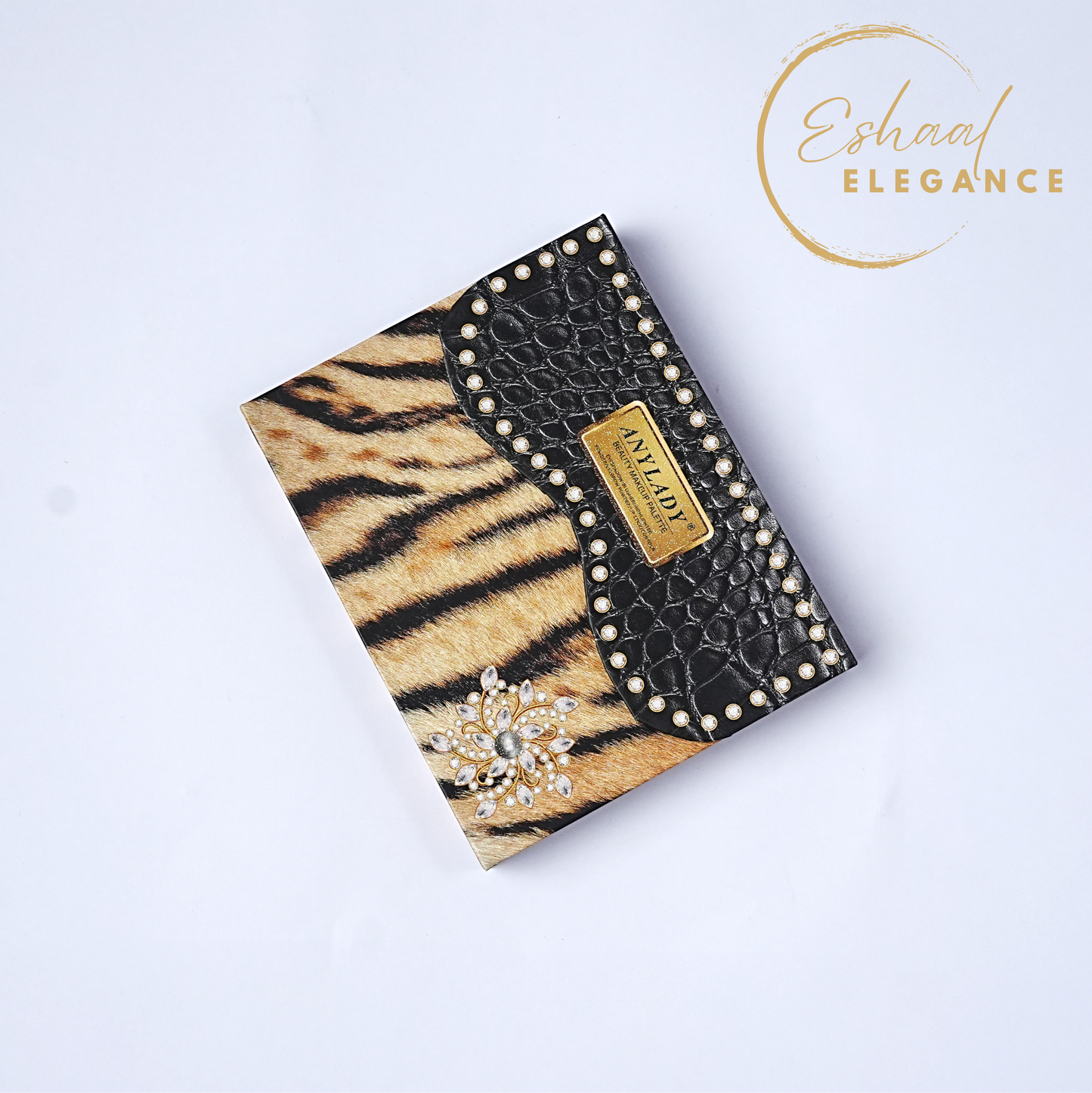 COMPLETE MAKEUP PALLETTE FOR BEGINNERS